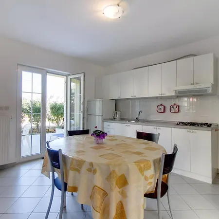 Branko Apartment *